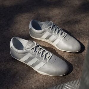 WOMENS ADIDAS SILVER/OFF WHITE/ WHITE SHOES SIZE 8.5